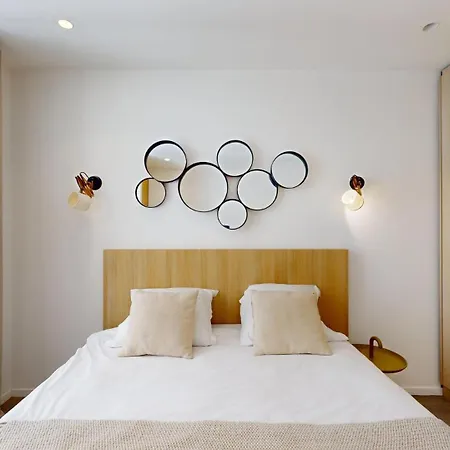 156 Marlene - Superbe A Paris. *