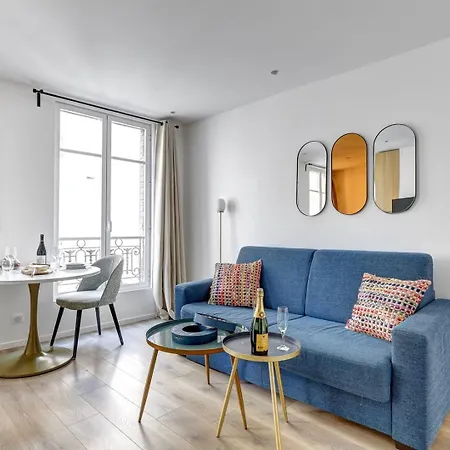 156 Marlene - Superbe A Paris.