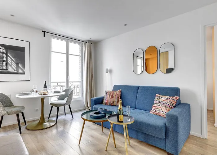 156 Marlene - Superbe A Paris.